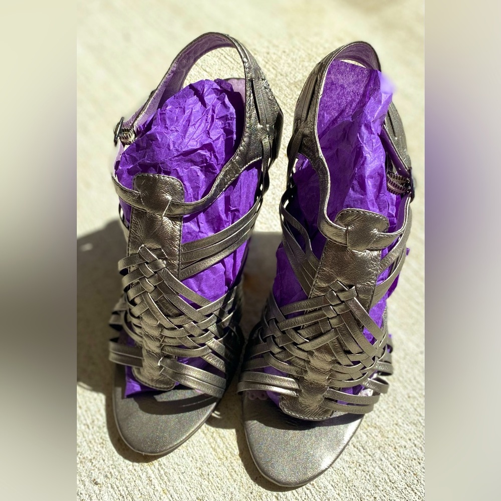 ankle strap shoes